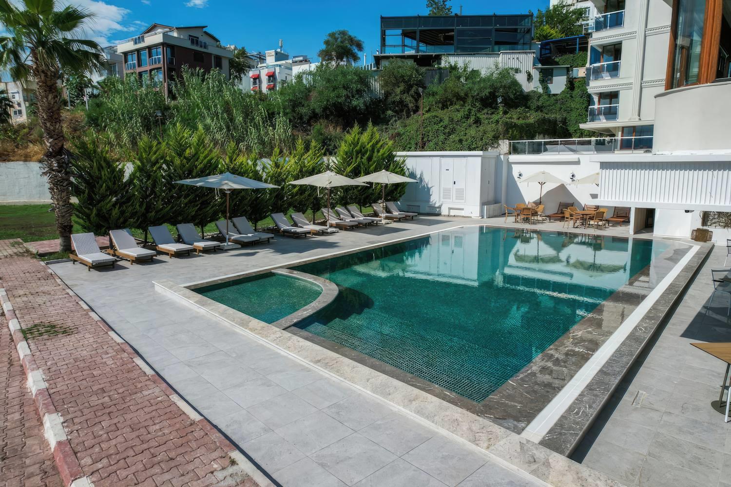 Qinn Hotels Rezervasyon