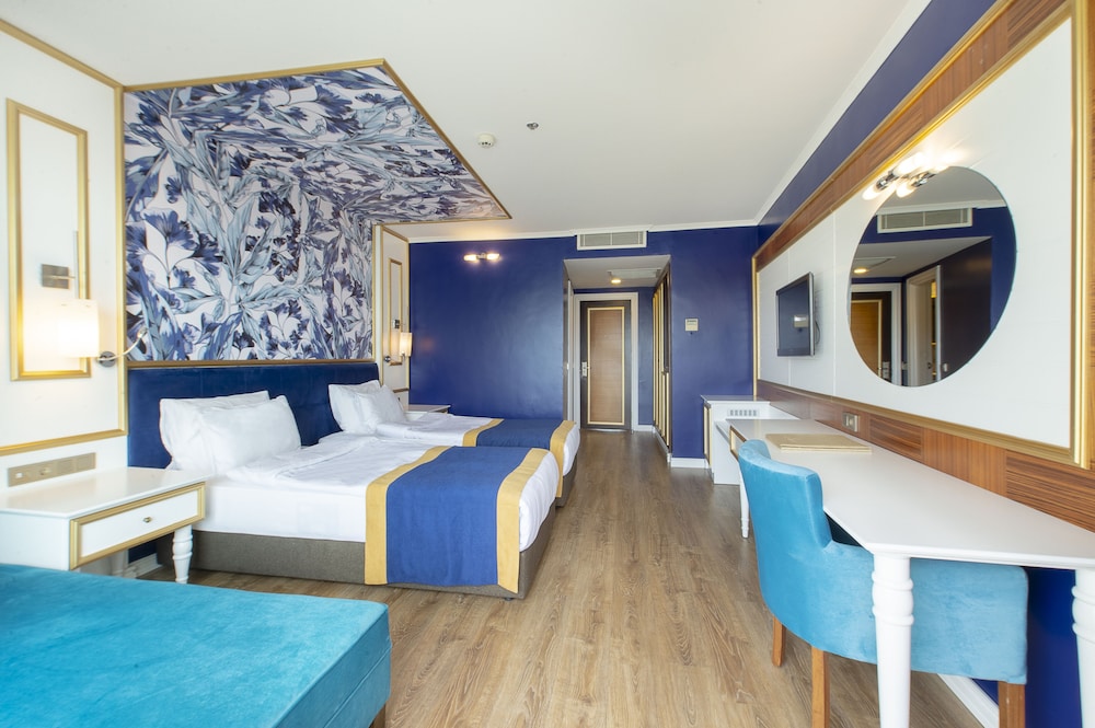 Utopia Beach Club Rezervasyon