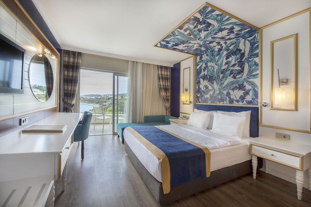 Utopia Beach Club Rezervasyon