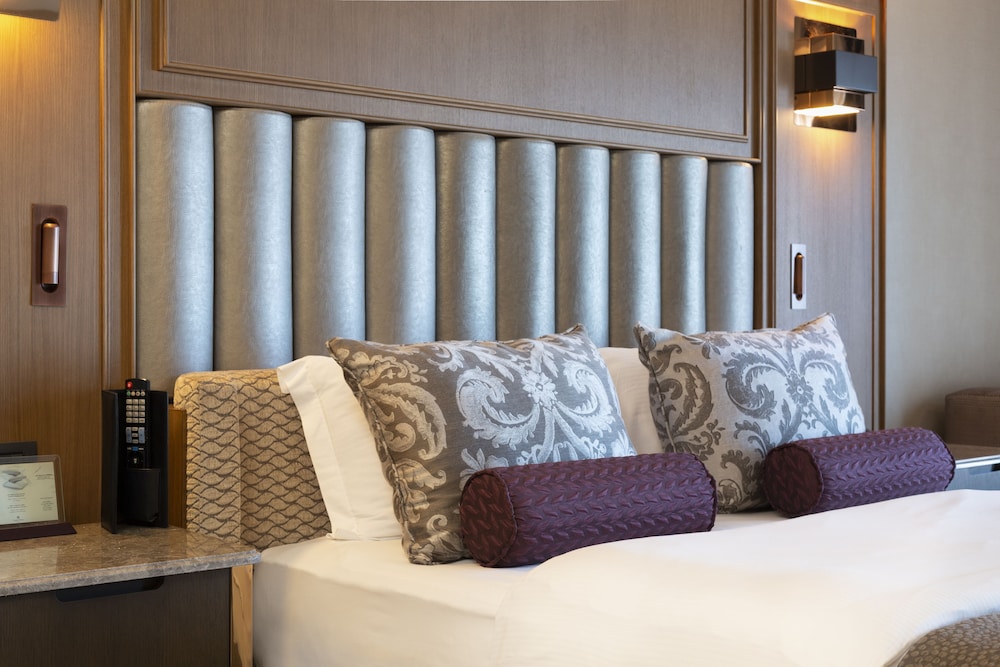 Almira Hotel Thermal Spa & Convention Center Rezervasyon