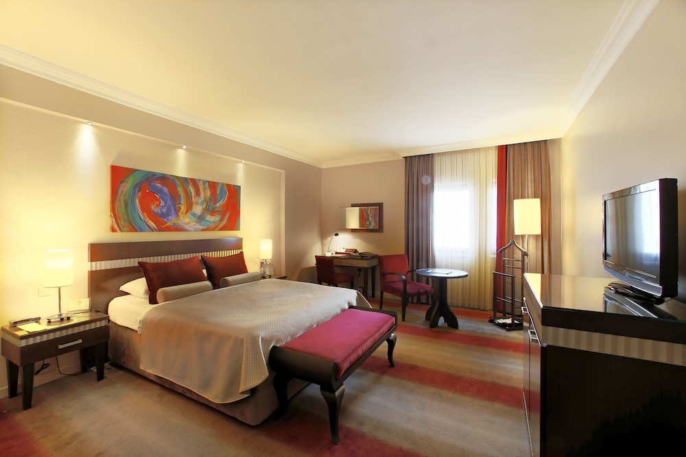 Almira Hotel Thermal Spa & Convention Center Rezervasyon