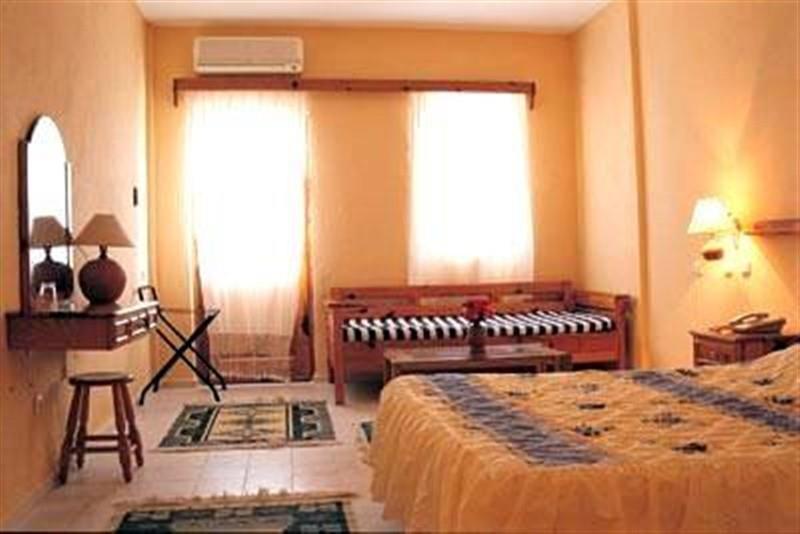 Dia Beach Club Rezervasyon