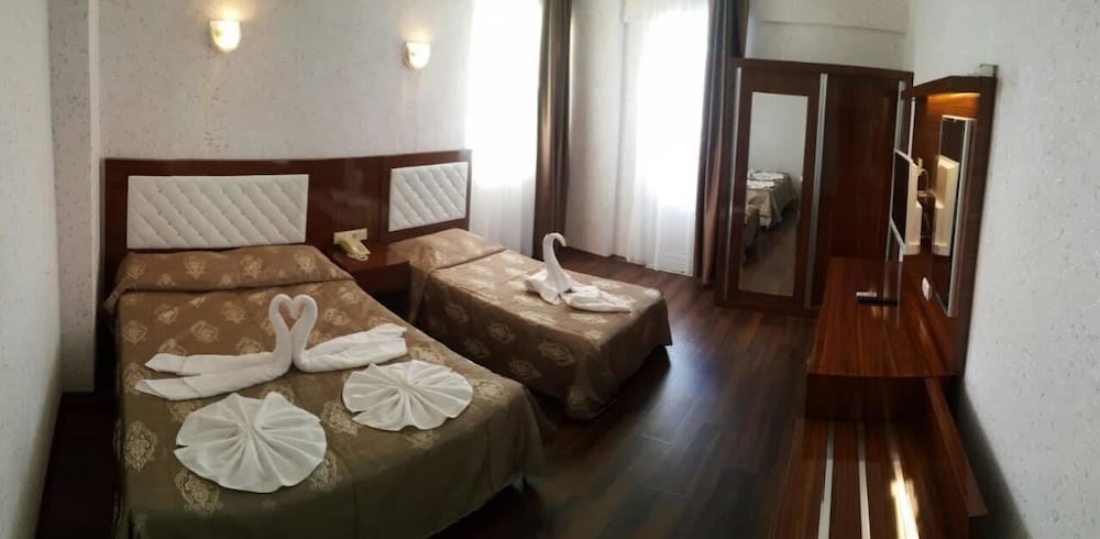 Club Bayar Beach Hotel Rezervasyon