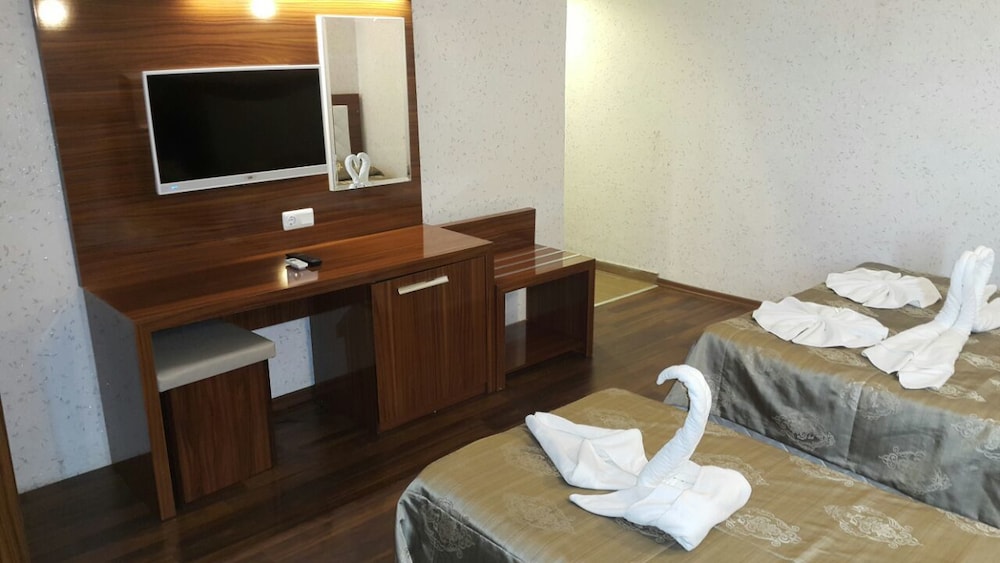 Club Bayar Beach Hotel Rezervasyon