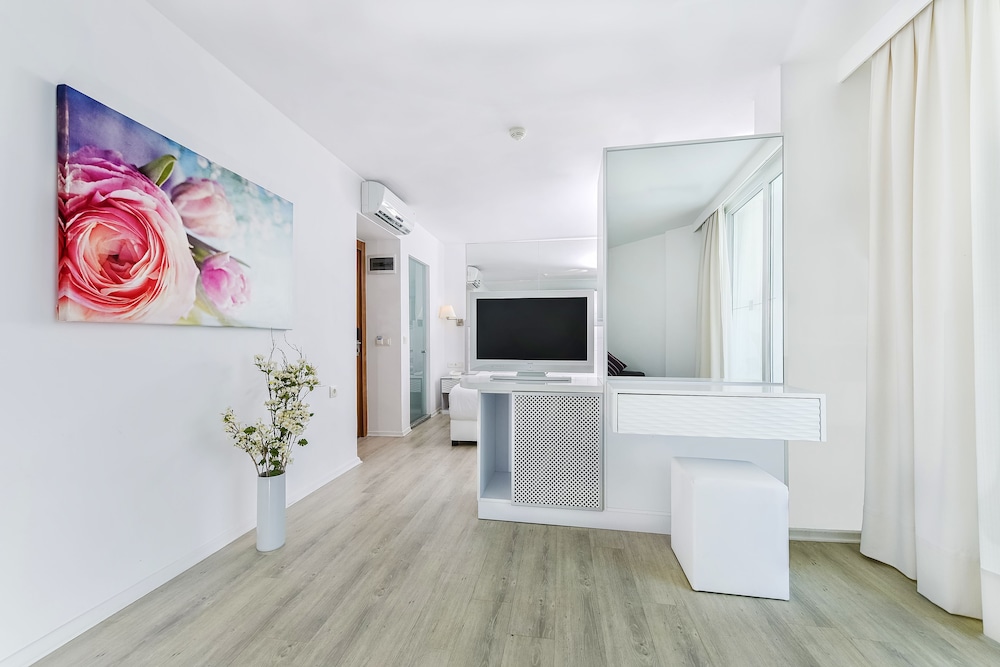 Le Bleu Hotel & Resort Rezervasyon