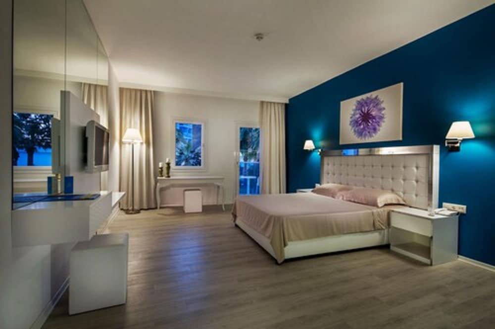 Le Bleu Hotel & Resort Rezervasyon