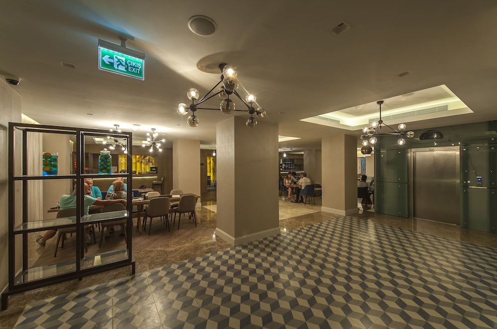 Le Bleu Hotel & Resort Rezervasyon