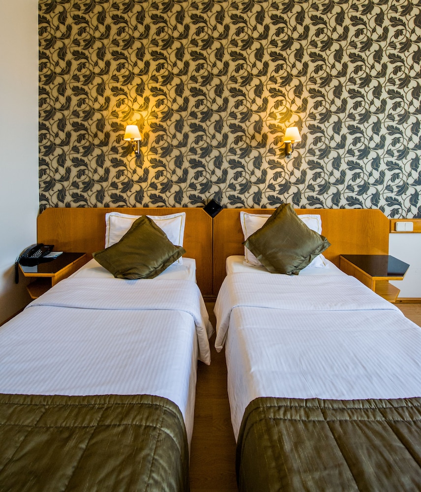 Assos Eden Gardens Rezervasyon