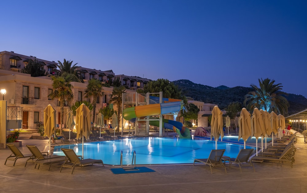 Assos Eden Gardens Rezervasyon