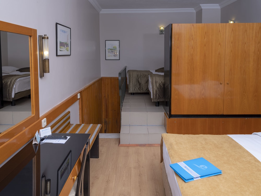 Assos Eden Gardens Rezervasyon