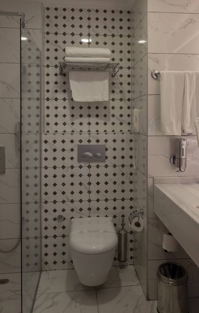 Assos Eden Gardens Rezervasyon