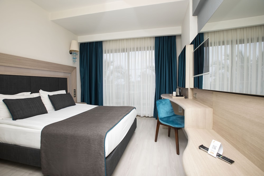 Falcon Hotel Rezervasyon