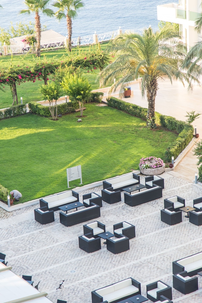 Falcon Hotel Rezervasyon