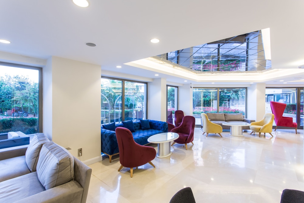 Falcon Hotel Rezervasyon