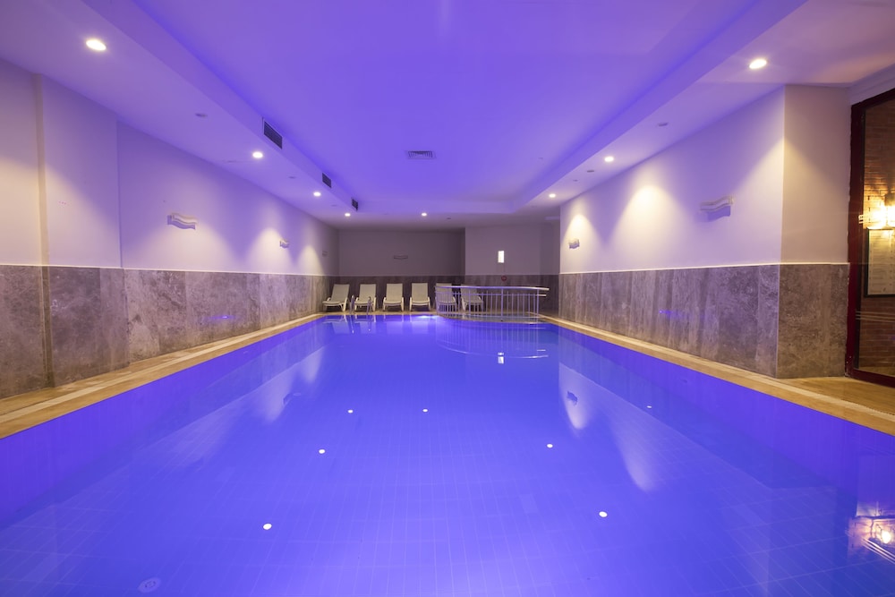 Falcon Hotel Rezervasyon