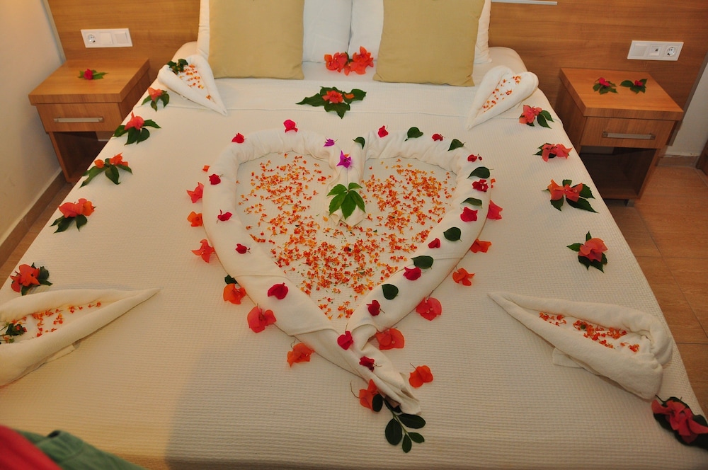 Selenium Hotel Rezervasyon