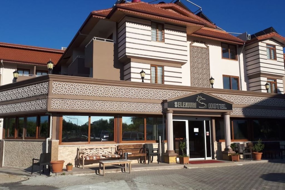 Selenium Hotel Rezervasyon