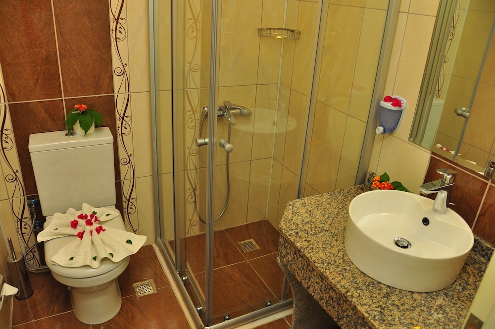 Selenium Hotel Rezervasyon
