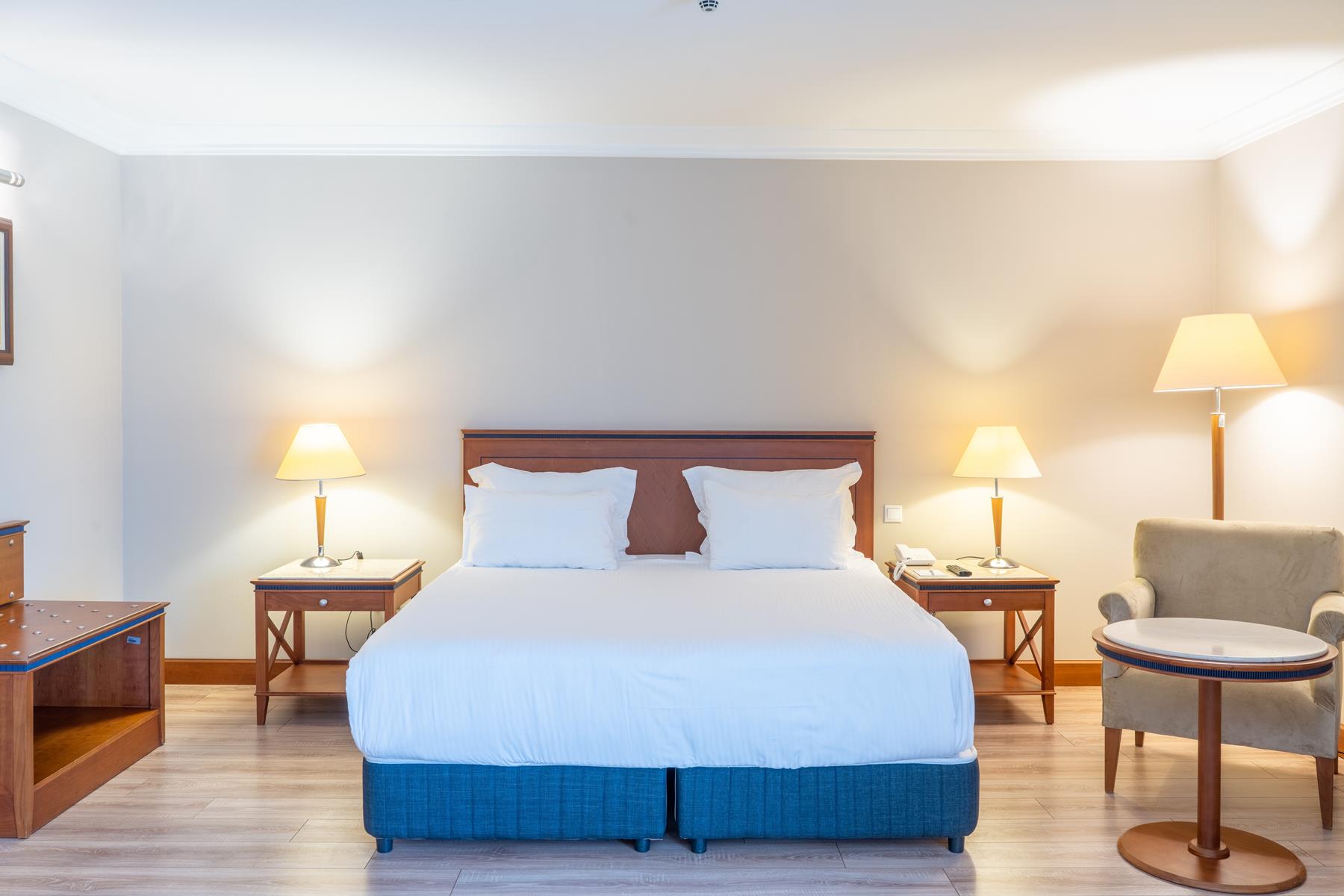 IC Hotels Airport Rezervasyon