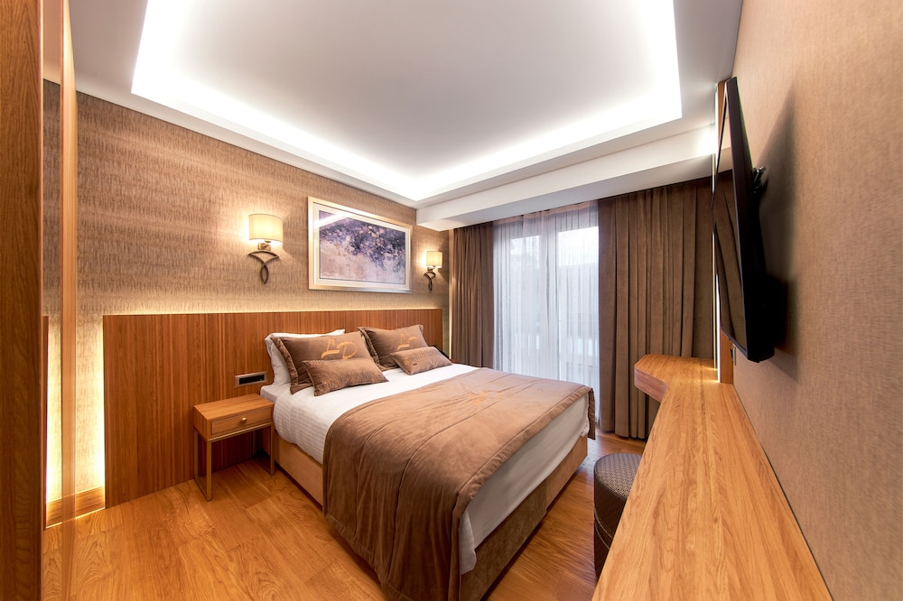 Lady Diana Rezervasyon