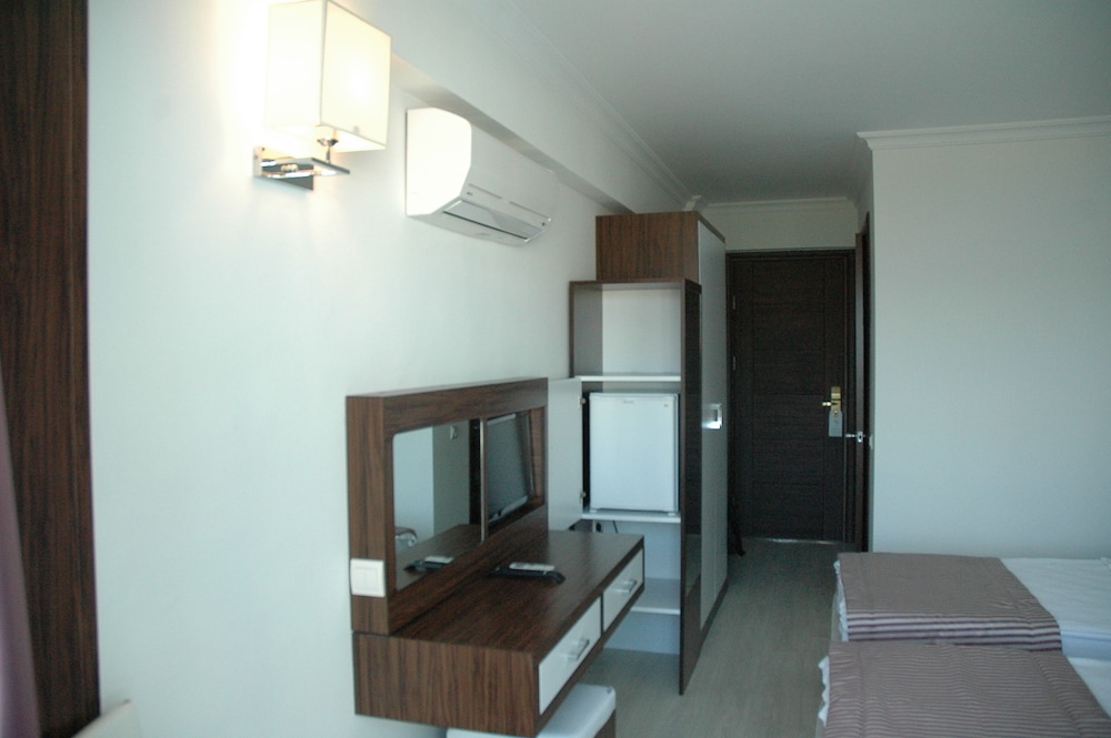 Arora Hotel Rezervasyon