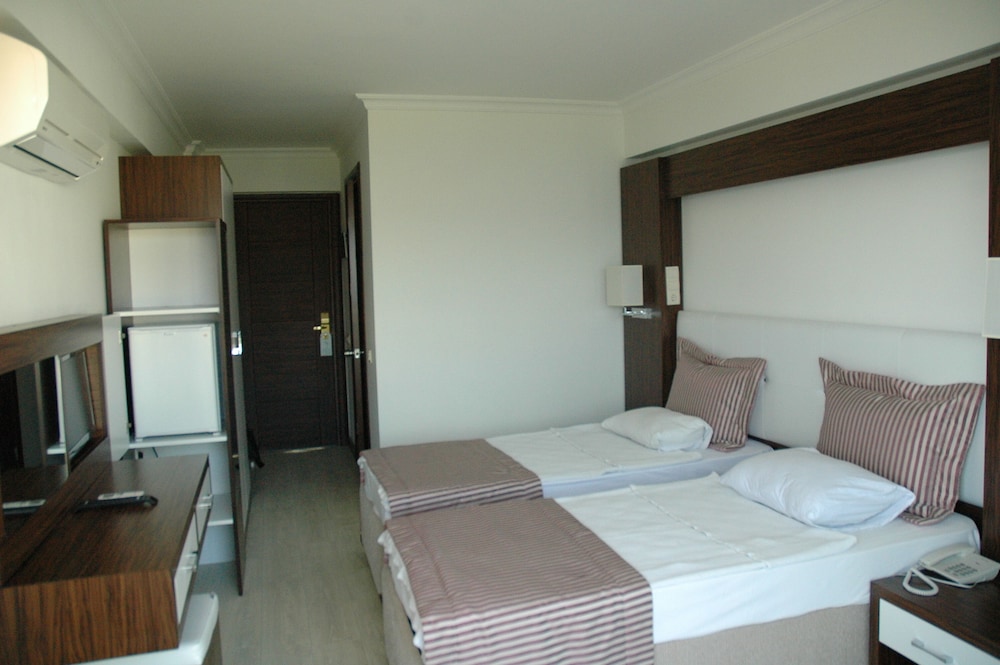 Arora Hotel Rezervasyon
