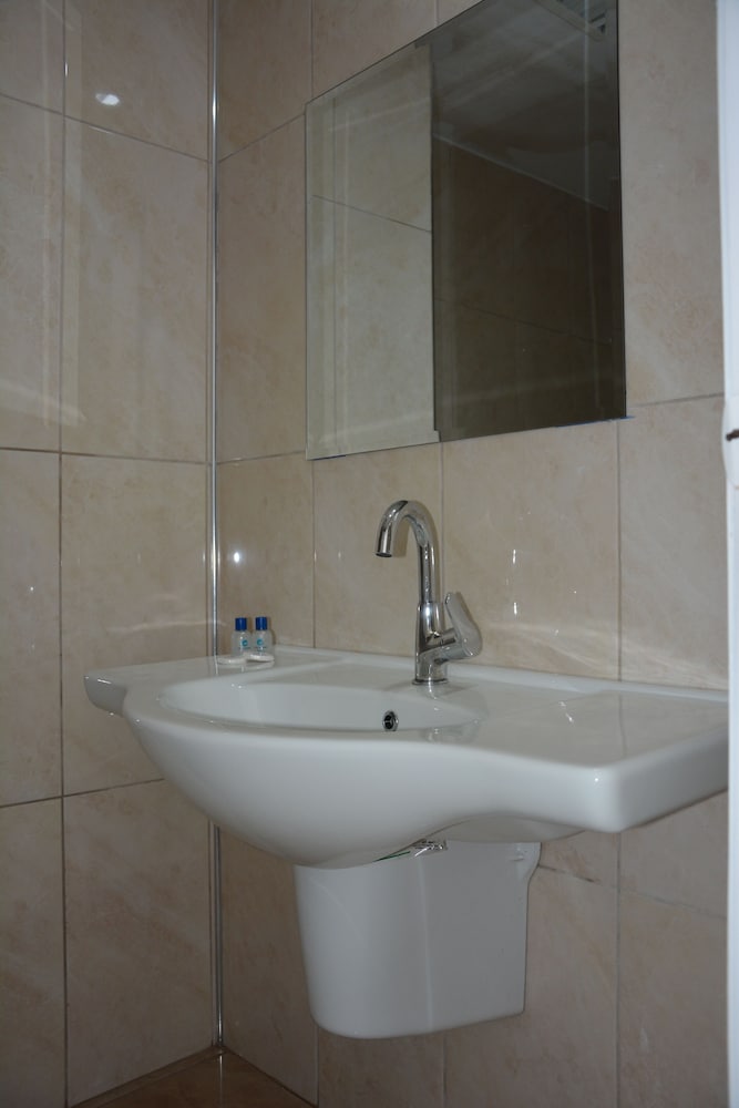 Arora Hotel Rezervasyon