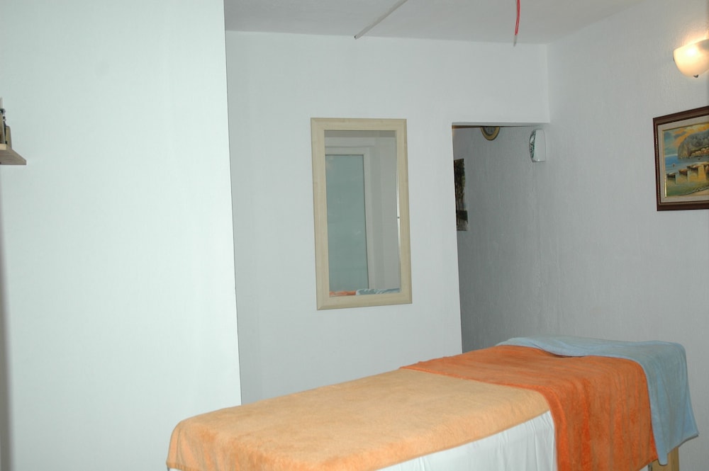 Arora Hotel Rezervasyon