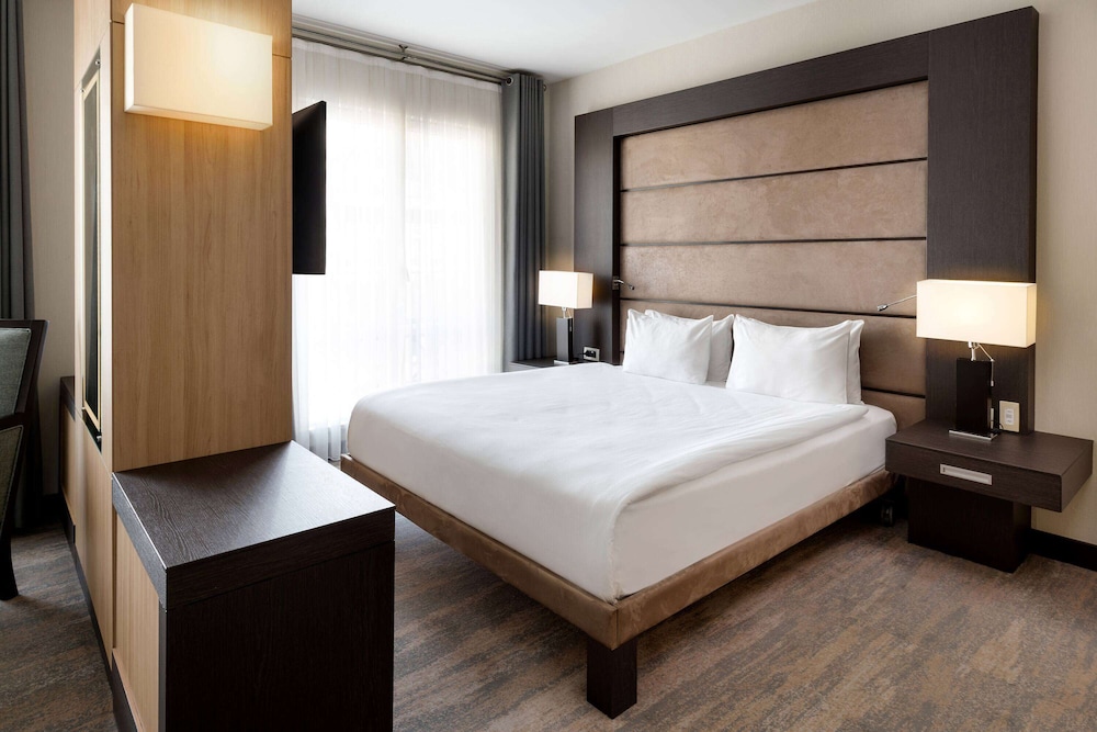 Ramada Plaza by Wyndham Istanbul City Center Rezervasyon