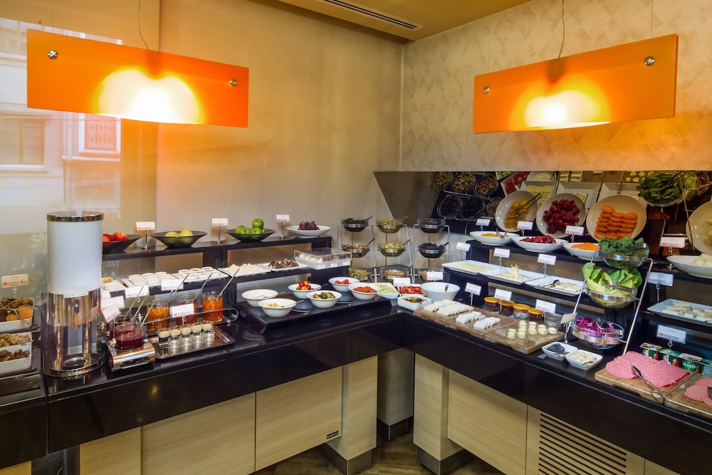 Mid Town Rezervasyon