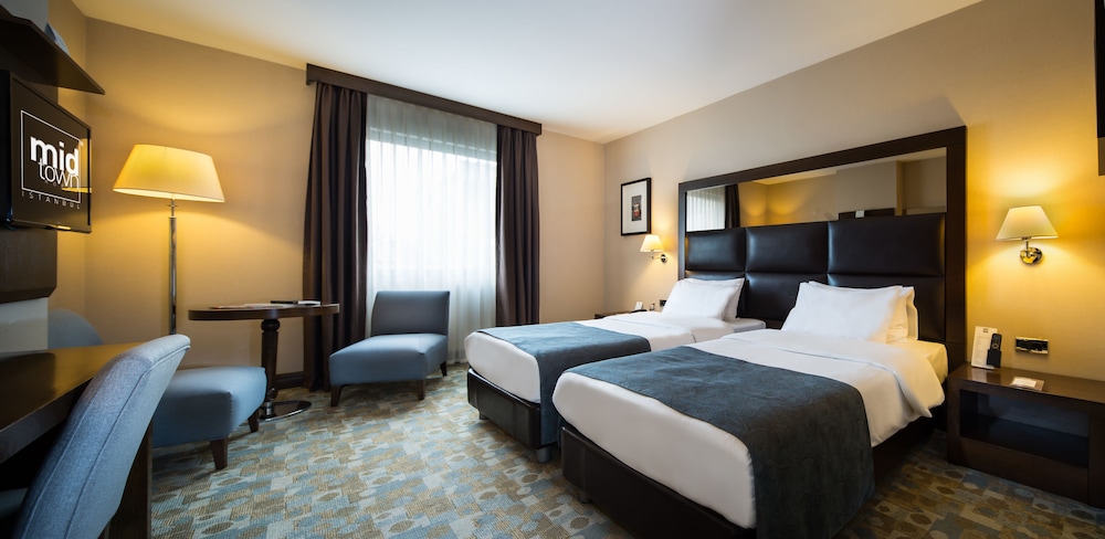 Mid Town Rezervasyon