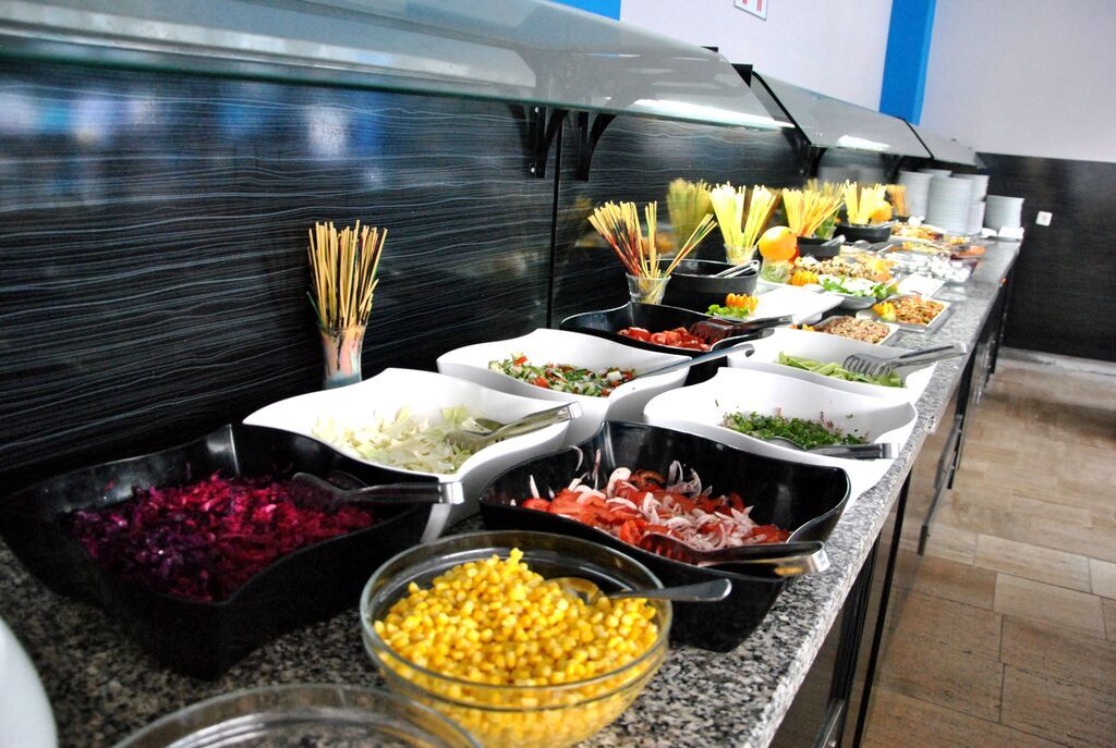 Akdeniz Beach Hotel Rezervasyon