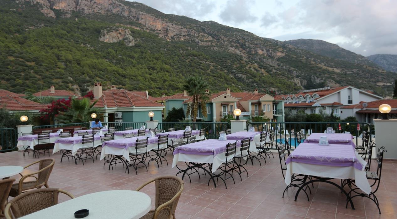 The Tower Hotel Rezervasyon