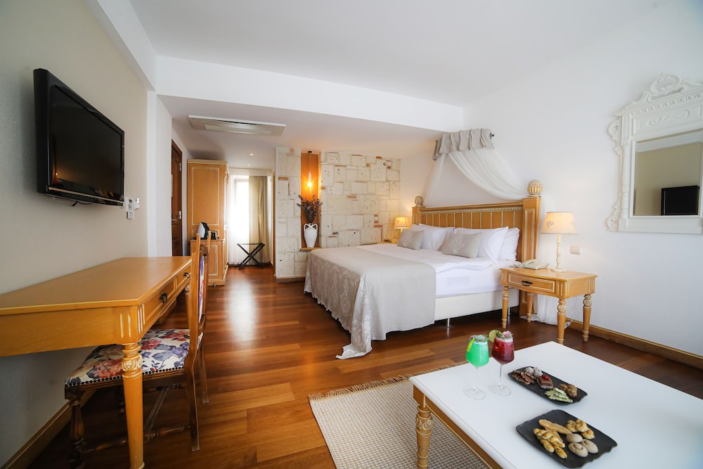 Cocos The Club Solto Rezervasyon