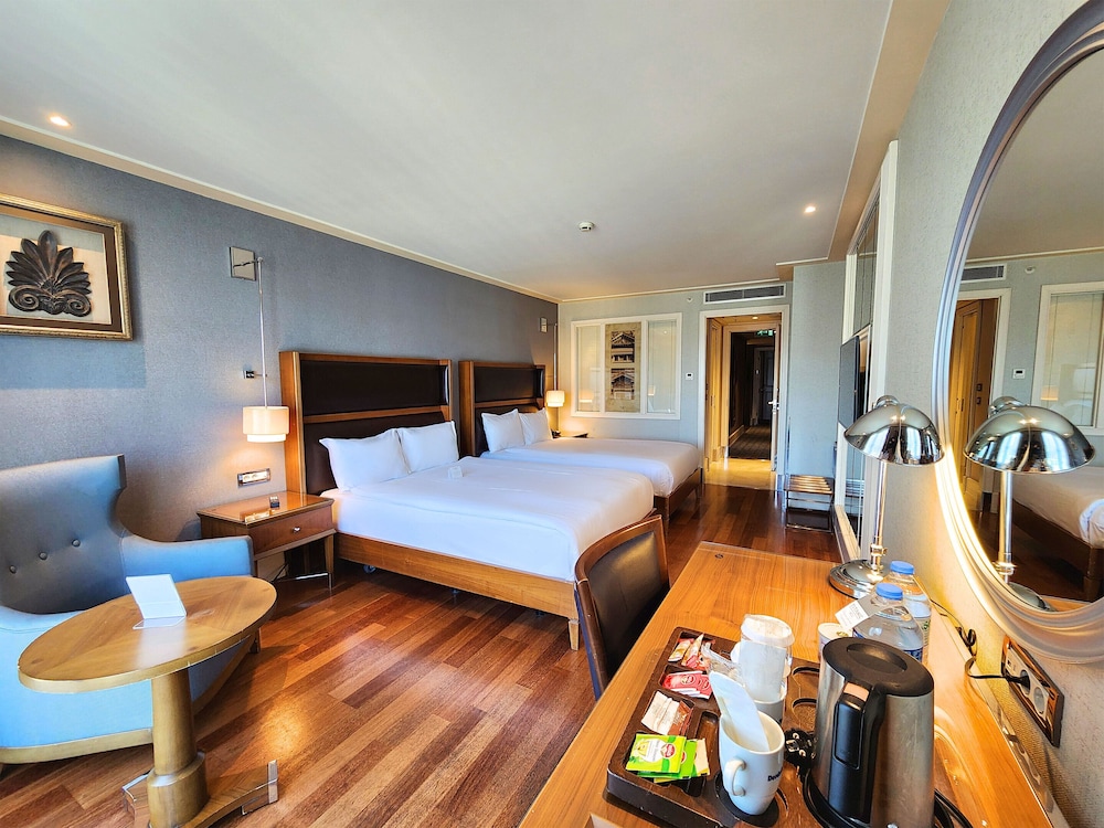 Titanic City Taksim Rezervasyon