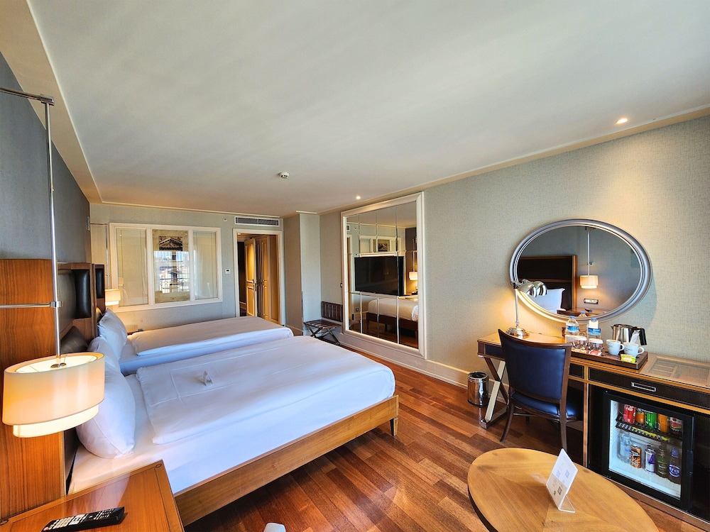 Titanic City Taksim Rezervasyon