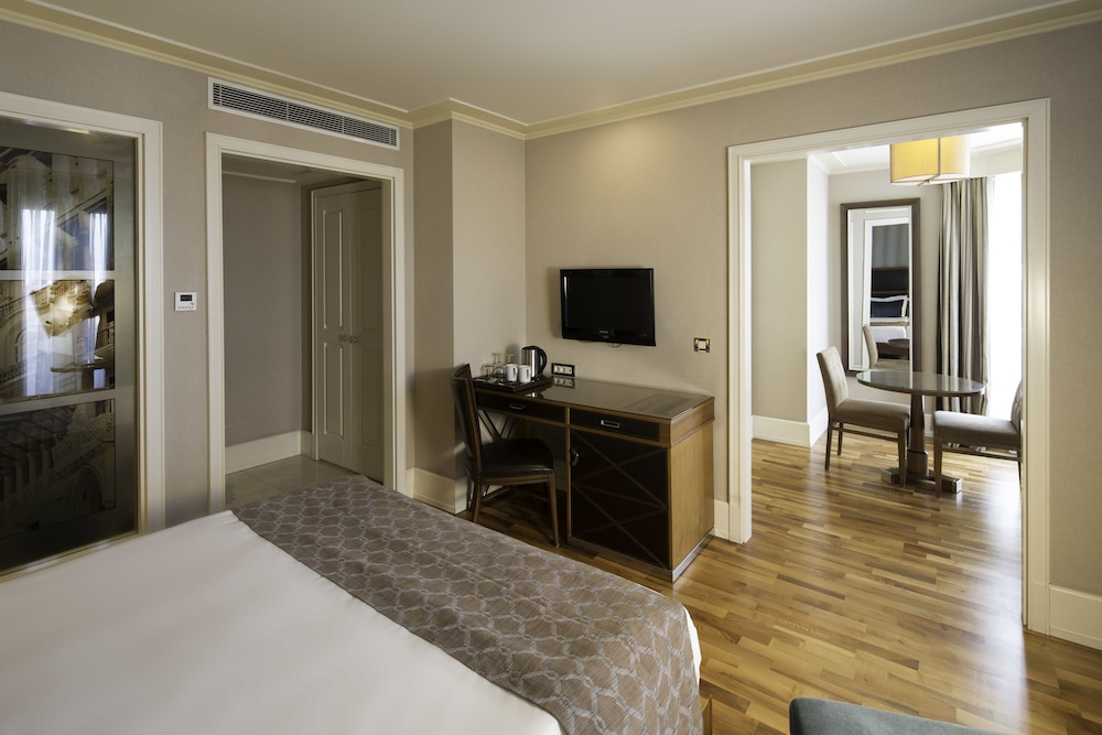 Titanic City Taksim Rezervasyon