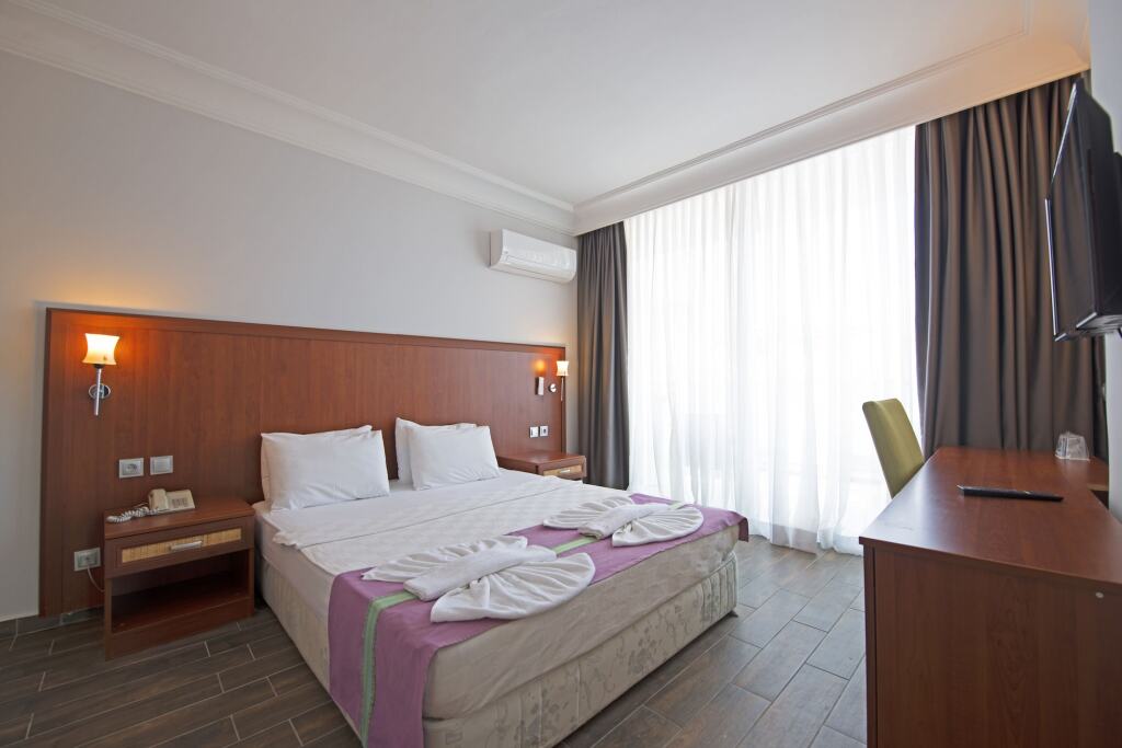 Sunbay Hotel Rezervasyon