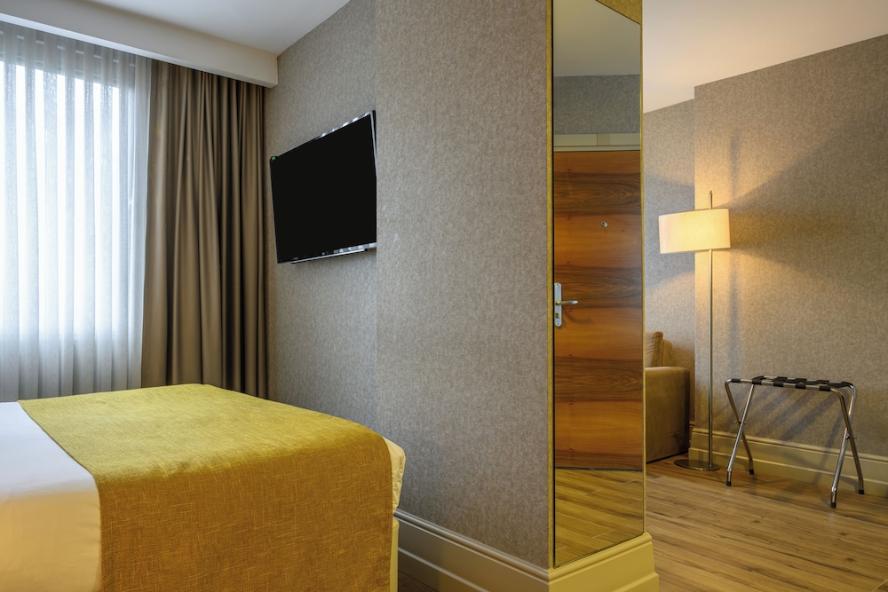 Ramada by Wyndham Istanbul Grand Bazaar Rezervasyon