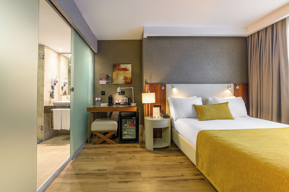 Ramada by Wyndham Istanbul Grand Bazaar Rezervasyon