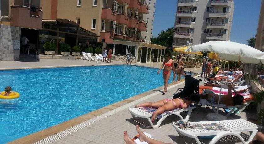 Lara Hadrianus Hotel Rezervasyon