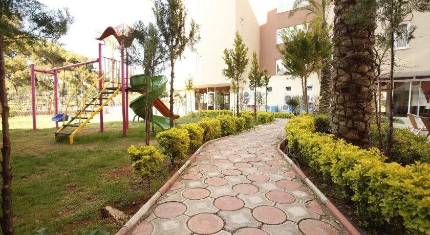 Lara Hadrianus Hotel Rezervasyon