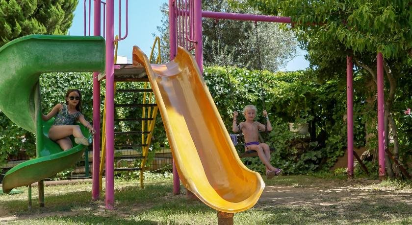 Lara Hadrianus Hotel Rezervasyon