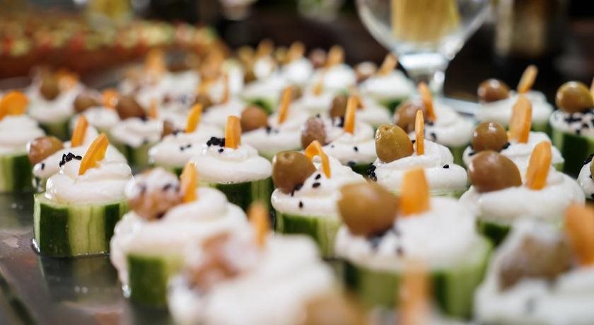 Lara Hadrianus Hotel Rezervasyon