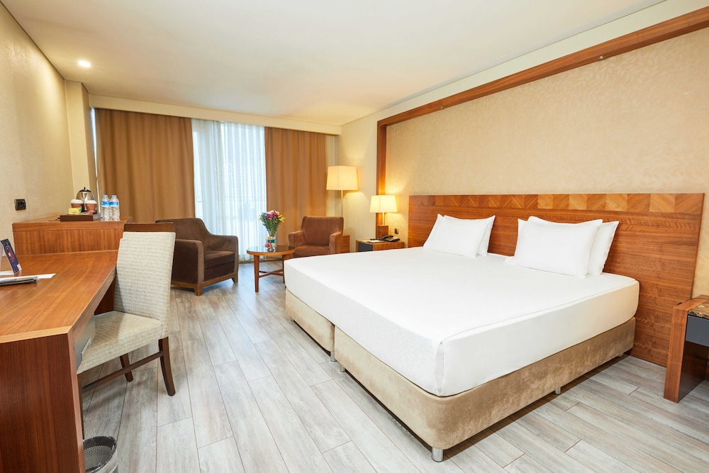 Dedeman Konya Hotel & Convention Center Rezervasyon