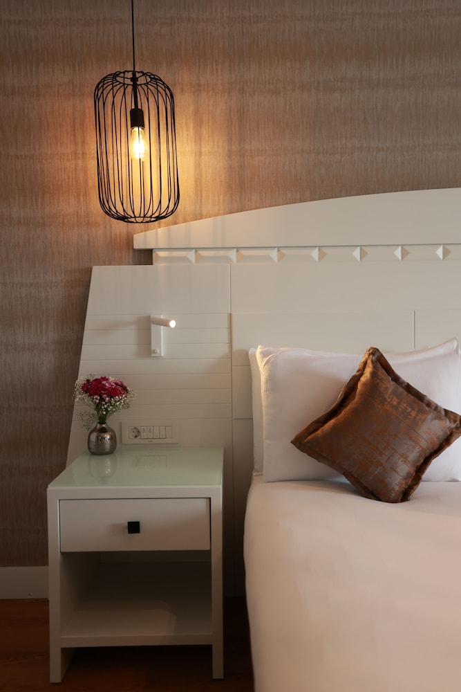 Nova Plaza Orion Hotel Rezervasyon