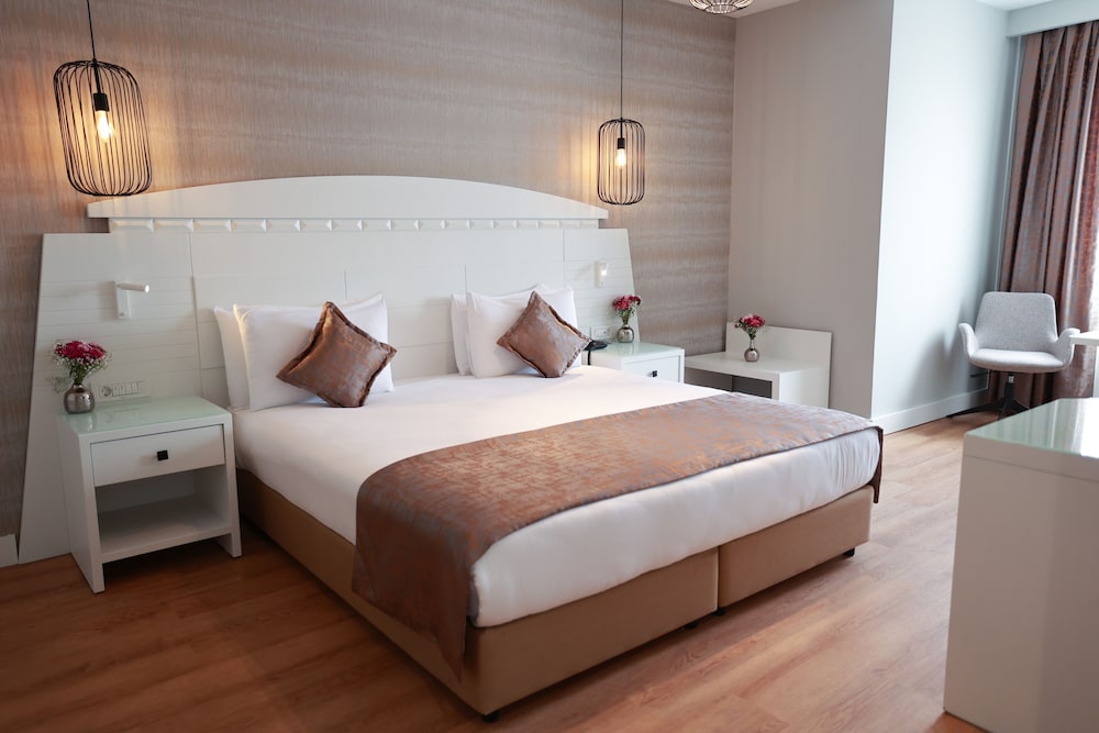 Nova Plaza Orion Hotel Rezervasyon