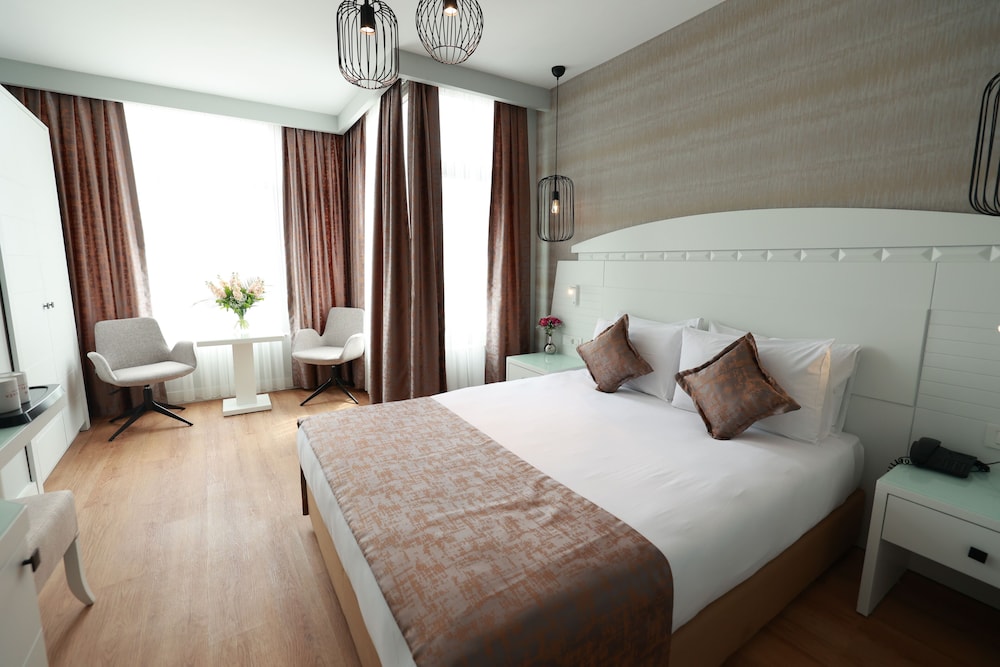 Nova Plaza Orion Hotel Rezervasyon