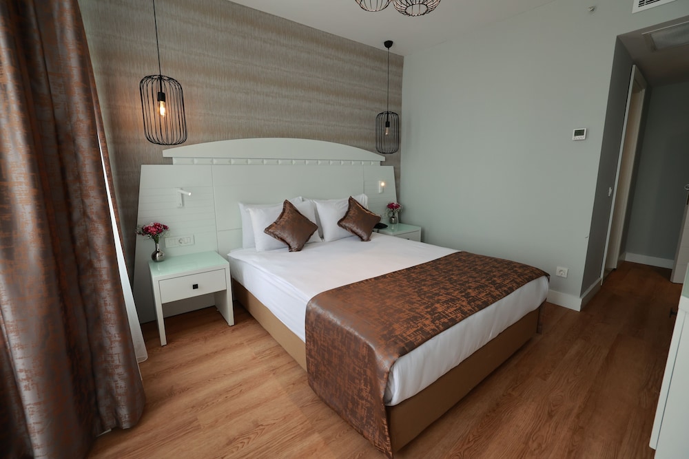 Nova Plaza Orion Hotel Rezervasyon