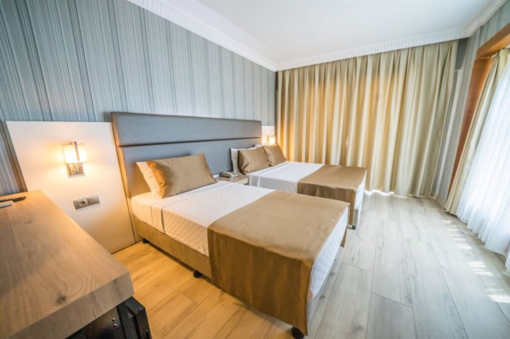 Point Beach Hotel Rezervasyon